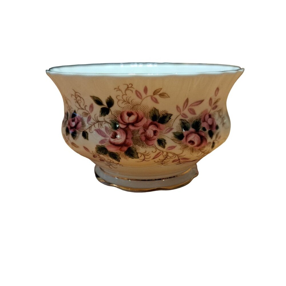 Royal Albert England Lavender Rose Bone China Sugar Bowl